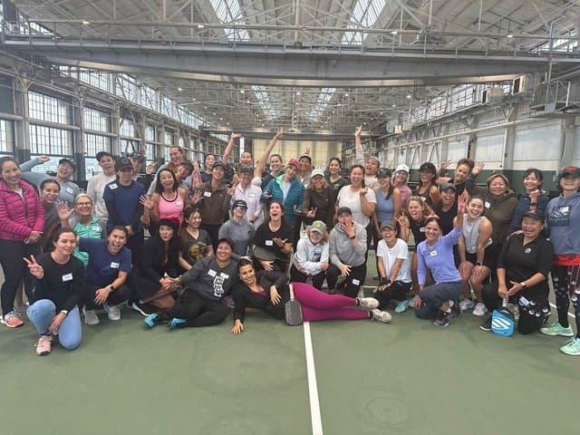 Big indoor pickleball group photo